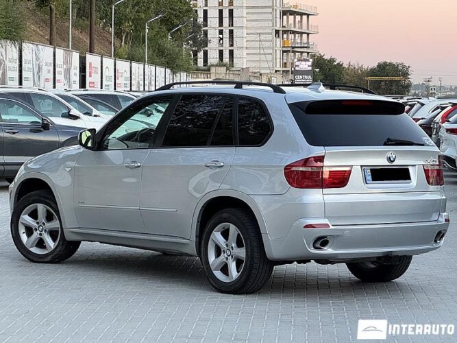 BMW X5 3.0i 37 interauto-car