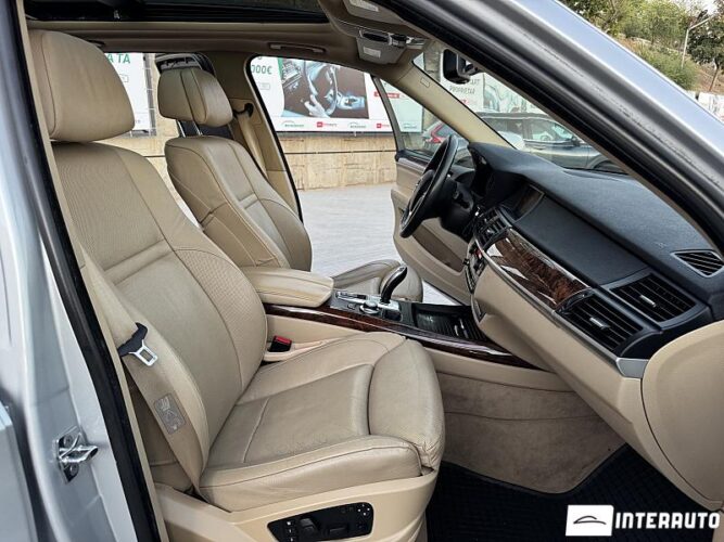 BMW X5 3.0i 49 interauto-car