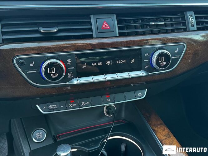 Audi A4 44 interauto-car