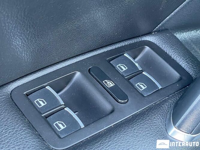 Volkswagen Passat 33 interauto-car