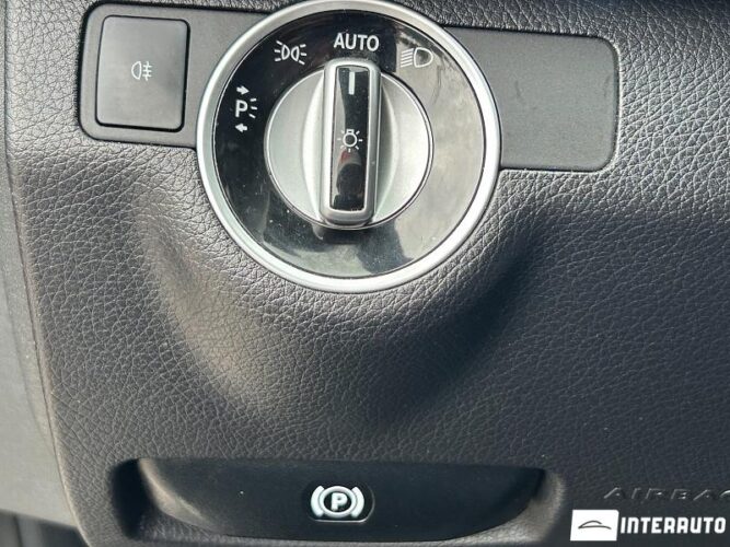 Mercedes E 200 39 interauto-car