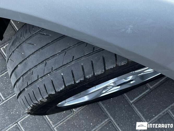 Ford Focus 43 interauto-car