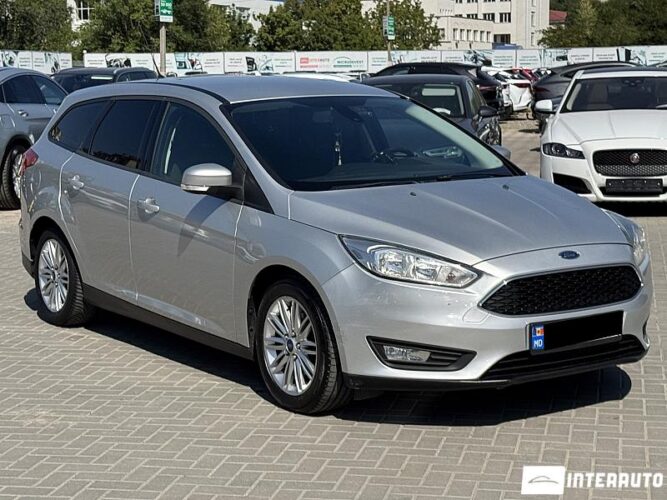 Ford Focus 36 interauto-car