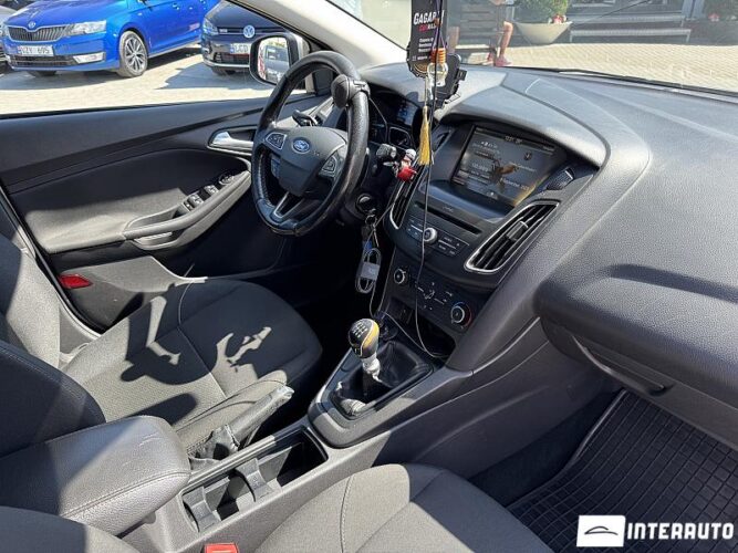 Ford Focus 50 interauto-car