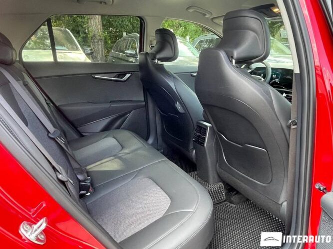 Kia Niro 45 interauto-car