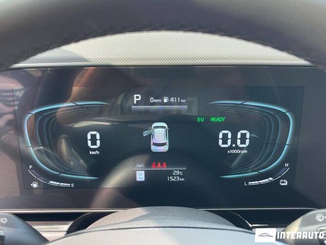 Kia Niro 40 interauto-car