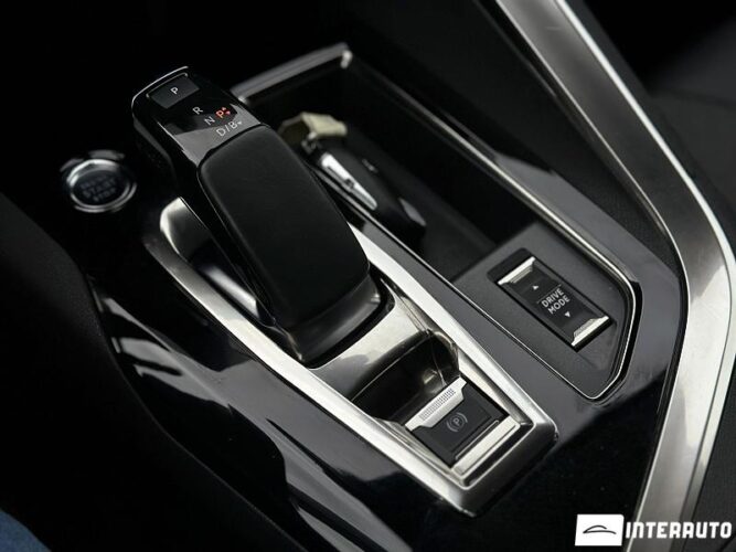 Peugeot 3008 40 interauto-car
