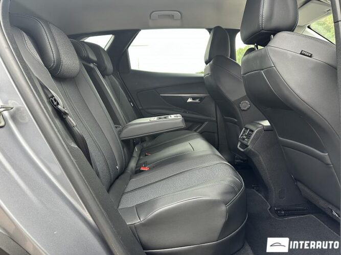 Peugeot 3008 47 interauto-car