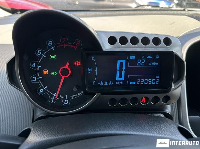 Chevrolet Aveo 37 interauto-car