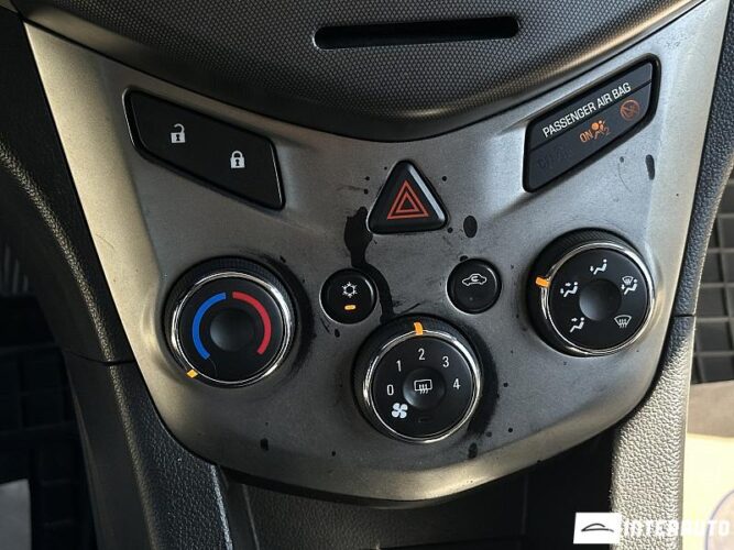 Chevrolet Aveo 39 interauto-car