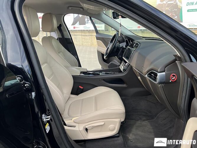 Jaguar F-Pace 43 interauto-car