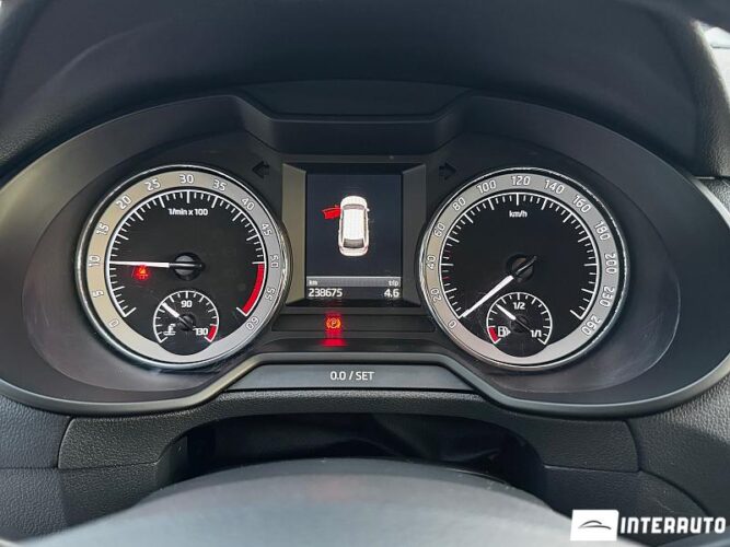 Skoda Octavia 39 interauto-car