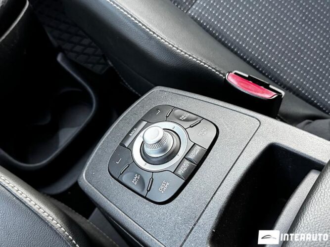 Renault Grand Scenic 43 interauto-car