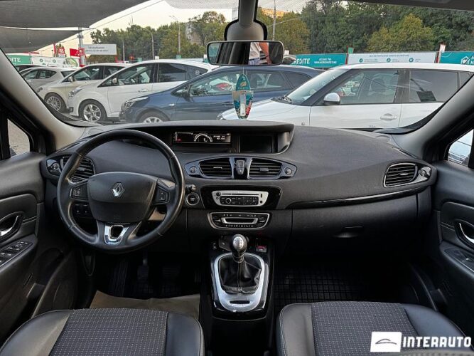 Renault Grand Scenic 38 interauto-car