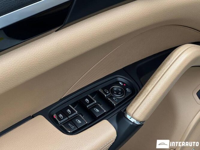 Porsche Cayenne S Hybrid 54 interauto-car