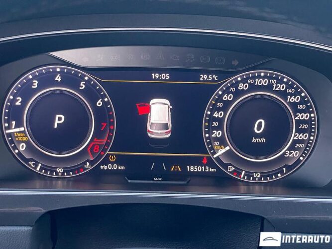 Volkswagen Tiguan 42 interauto-car