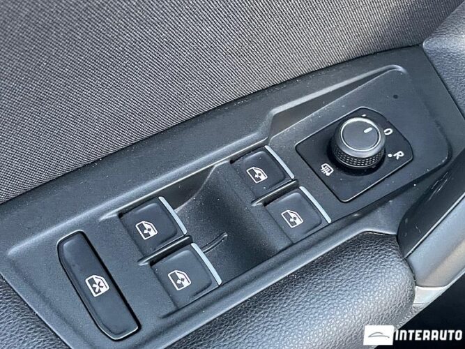 Volkswagen Tiguan 37 interauto-car