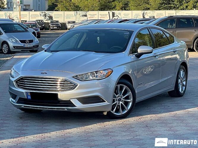 Ford Fusion 28 interauto-car