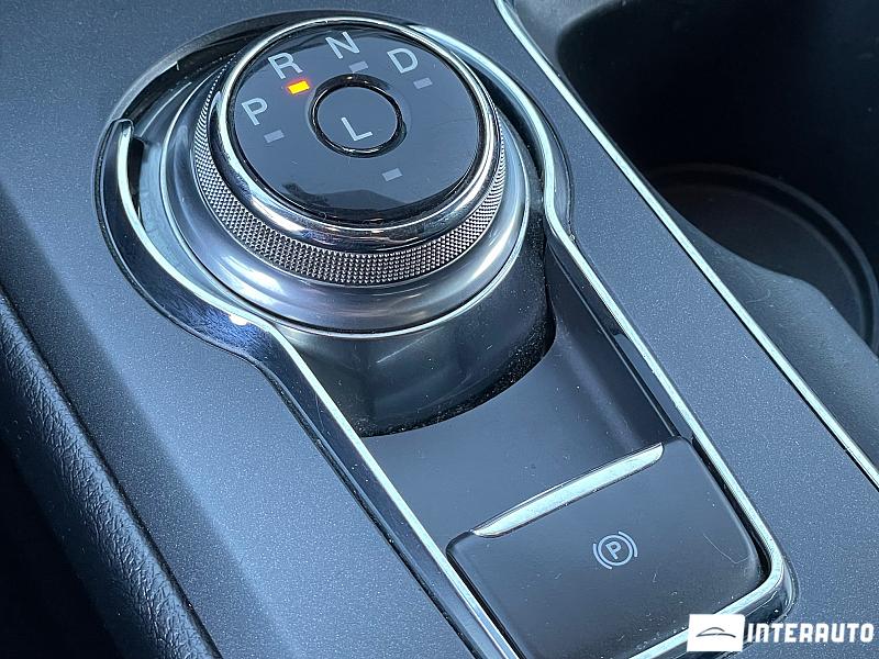 Ford Fusion 23 automobil-interauto