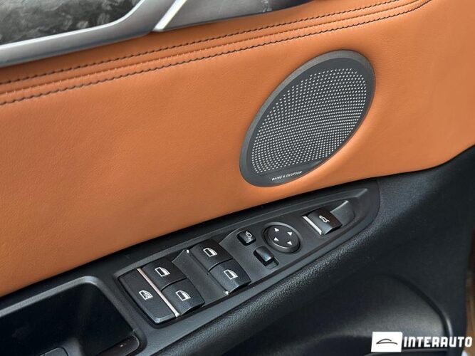 BMW X6 M5.0D 46 interauto-car