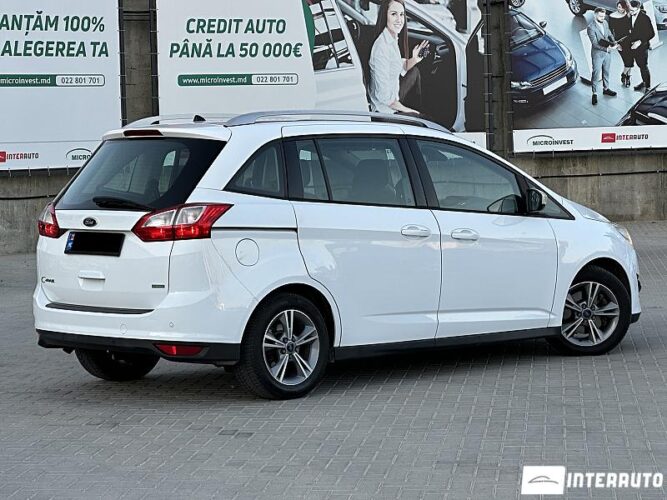 Ford Grand C-MAX 31 interauto-car
