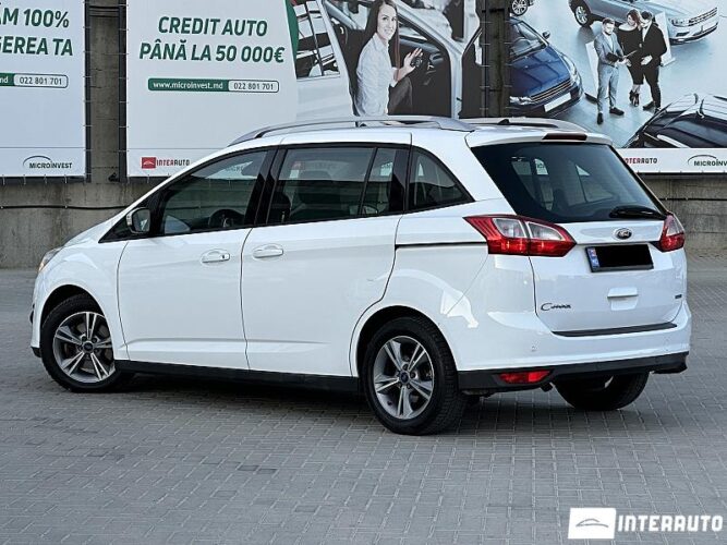 Ford Grand C-MAX 32 interauto-car