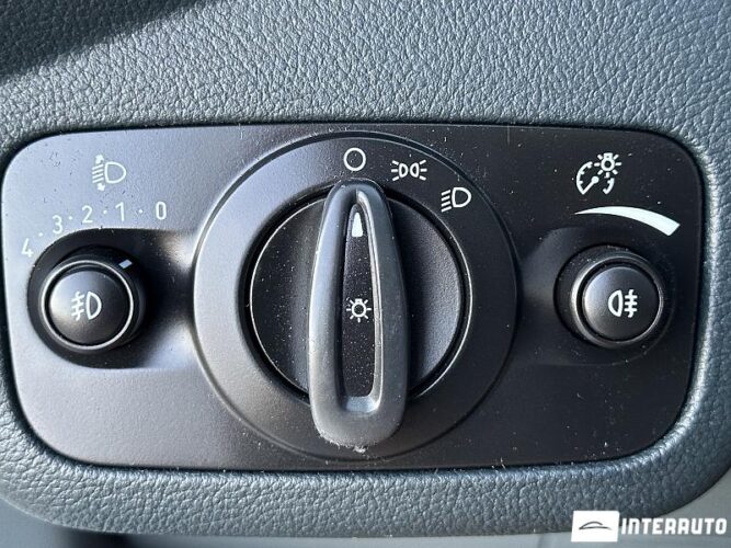 Ford Grand C-MAX 45 interauto-car