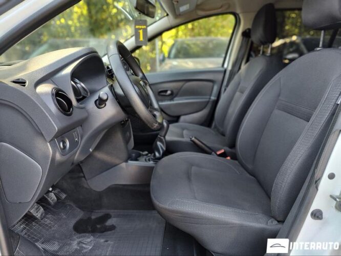 Dacia Logan MCV 32 interauto-car