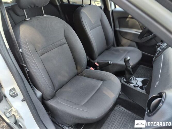 Dacia Logan MCV 34 interauto-car