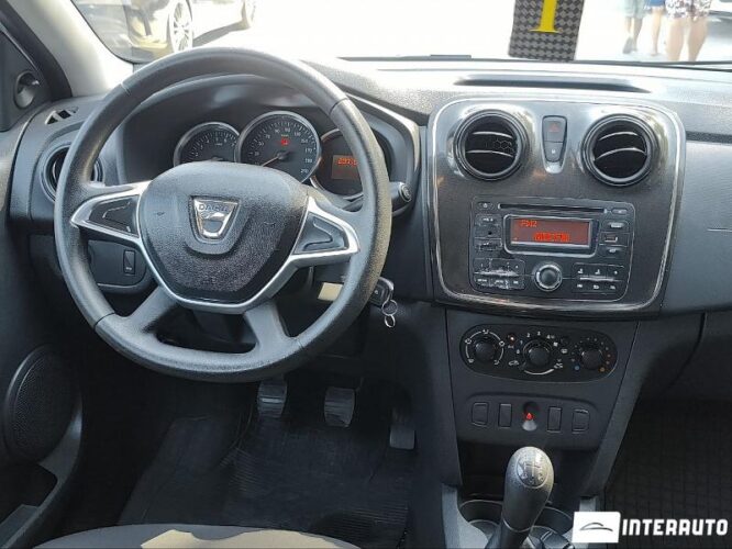 Dacia Logan MCV 37 interauto-car