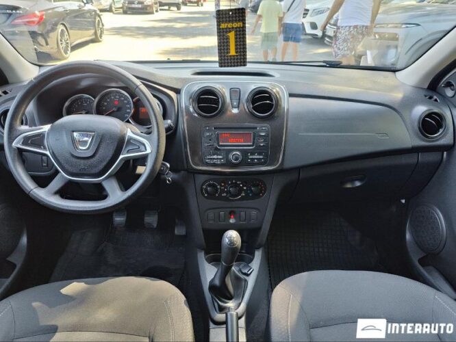 Dacia Logan MCV 33 interauto-car