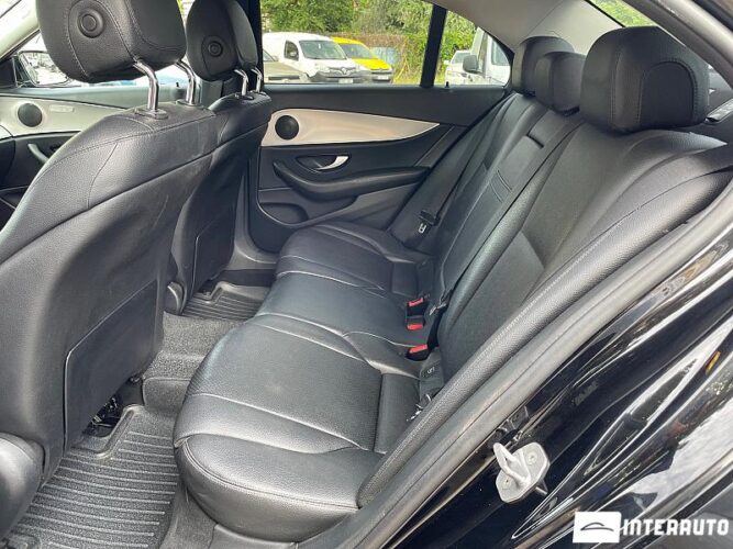 Mercedes E 220 44 interauto-car
