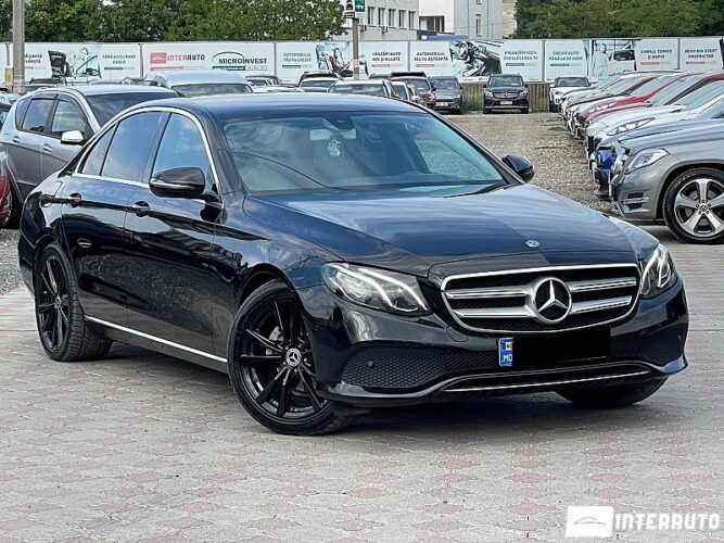 Mercedes E 220 32 interauto-car