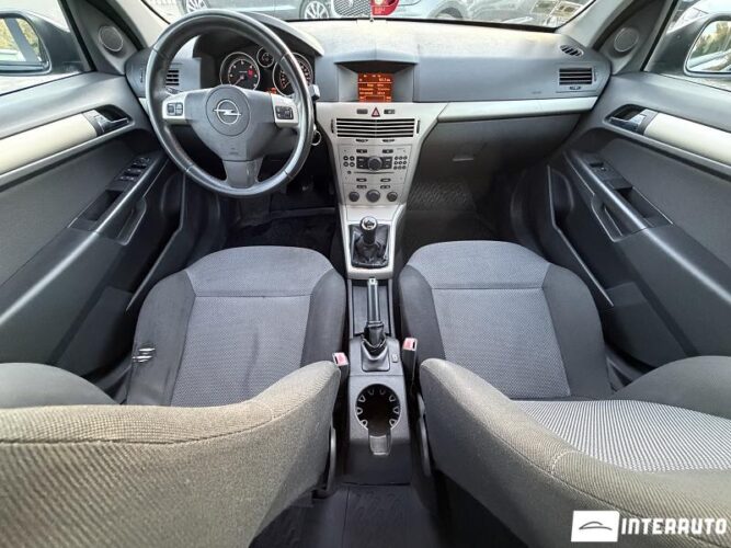 Opel Astra 37 interauto-car