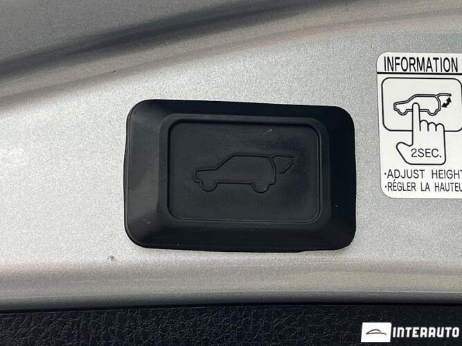 Toyota Rav-4 52 interauto-car