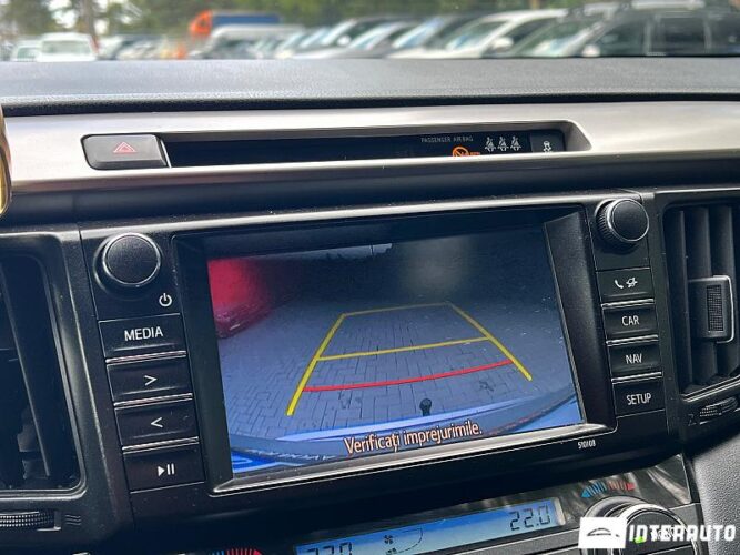 Toyota Rav-4 43 interauto-car