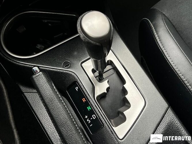 Toyota Rav-4 47 interauto-car