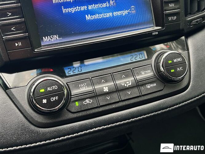 Toyota Rav-4 45 interauto-car