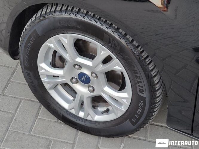 Ford B-MAX 47 interauto-car