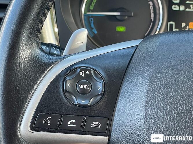 Mitsubishi Outlander 39 interauto-car