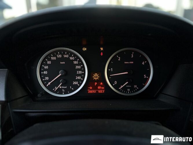 BMW 530 35 interauto-car