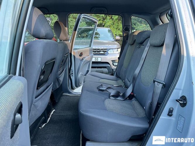 Hyundai Matrix 41 interauto-car