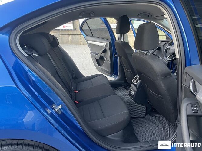 Skoda Octavia 42 interauto-car