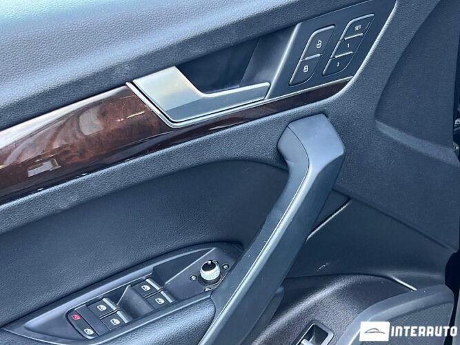 Audi Q5 43 interauto-car