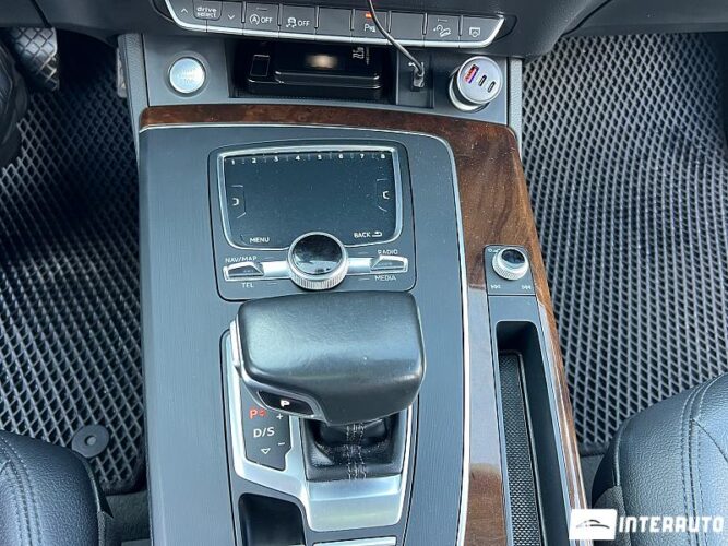 Audi Q5 41 interauto-car