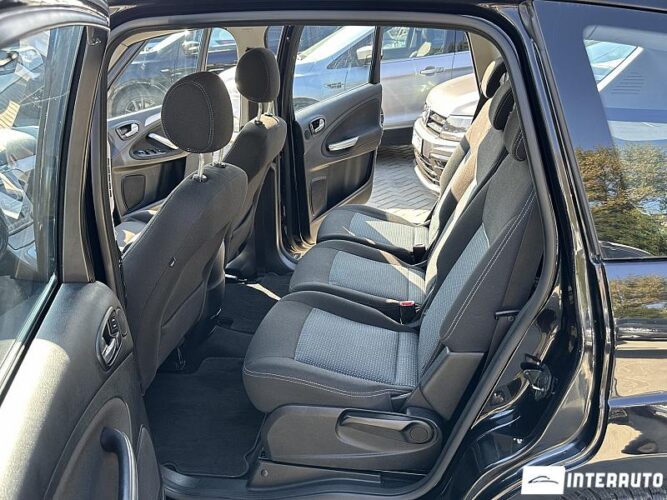 Ford S-Max 42 interauto-car