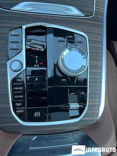 BMW X5 4.0i 52 interauto-car