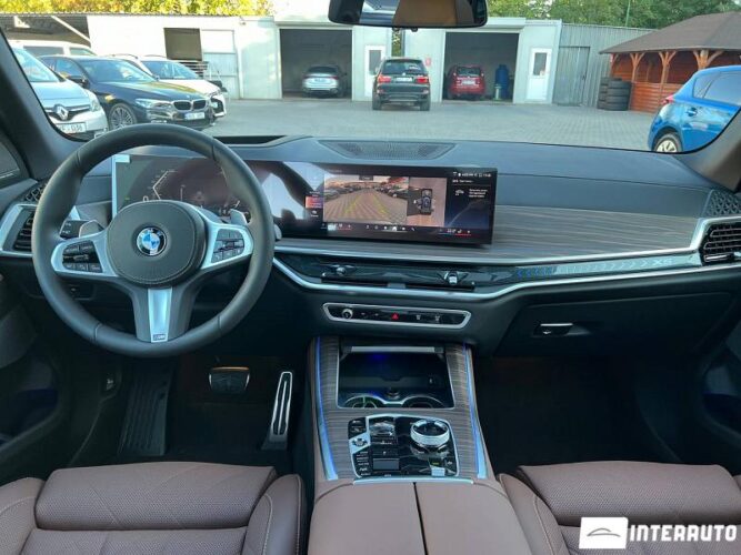 BMW X5 4.0i 44 interauto-car