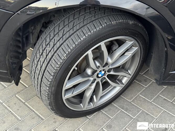 BMW X4 2.8i 49 interauto-car