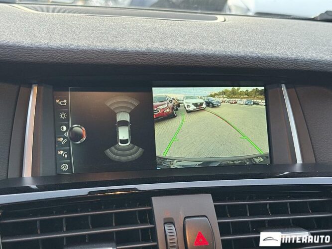 BMW X4 2.8i 42 interauto-car